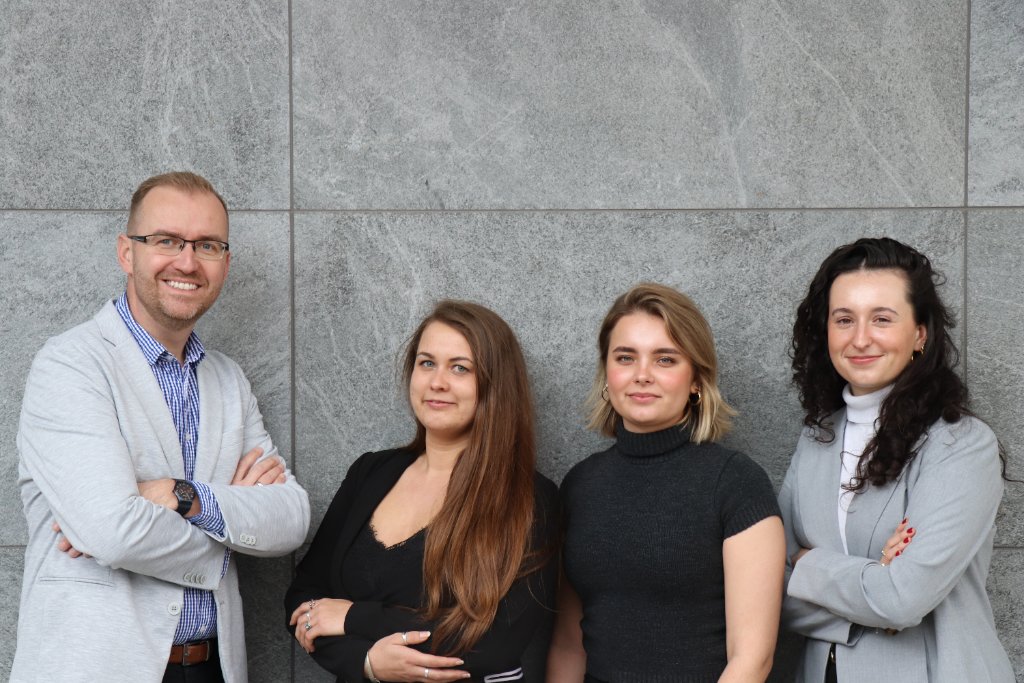 Team bei der Arbeit